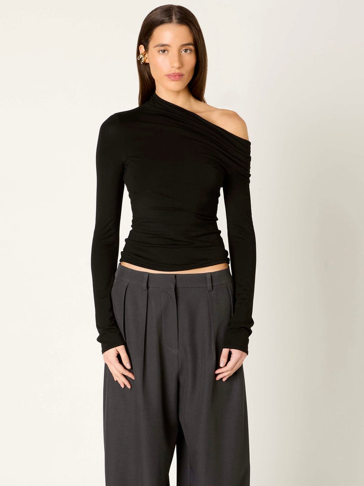 Illyria Black Top